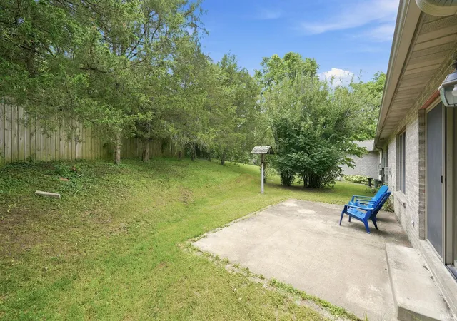 Homes for sale in Muncie, IN | 811 S Silverwood Rd, Muncie, IN 47304 | MLS# 202626477