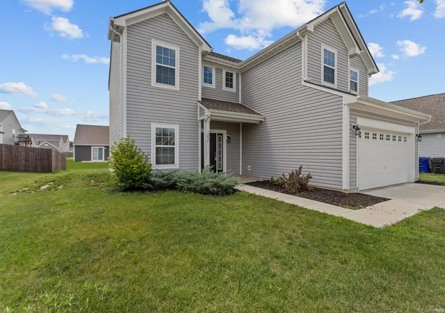 Photo 2 of Manufactured home for sale at 3237 Sand Walk Dr, Kokomo, IN 46902 | MLS# 202626480 | Listing updated on 2026-08-31