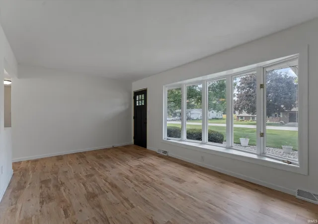 5th image of 15342 Monterosa Dr, Granger, IN 46530 | MLS# 202626481