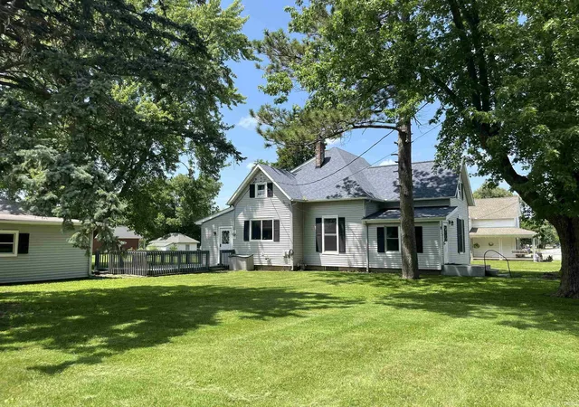 Homes for sale in Otterbein, IN | 26 Hancock St, Otterbein, IN 47970 | MLS# 202626487