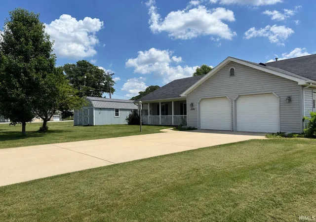 Homes for sale in Bluffton, IN | 1240 Virgina Ct, Bluffton, IN 46714 | MLS# 202626490