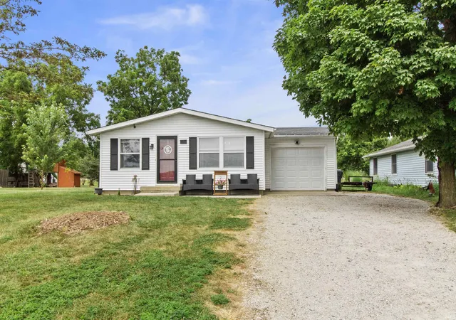 27th image of 134 W Jefferson St, Upland, IN 46989 | MLS# 202626498