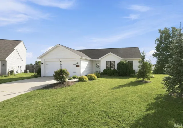 Photo 3 of Sale Pending at 207 Hamilton Meadows Cvs, Fort Wayne, IN 46814 | MLS# 202626504 | Listing updated on 2026-07-08