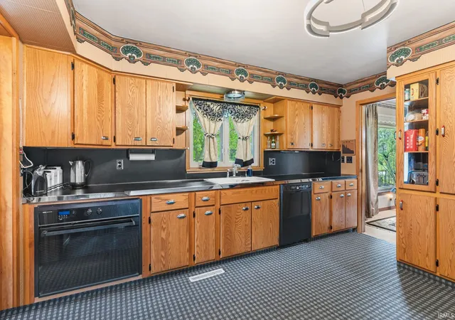 Photo 4 of Manufactured home for sale at 8789 N Meridian Rd, Monon, IN 47959 | MLS# 202626507 | Listing updated on 2026-07-20