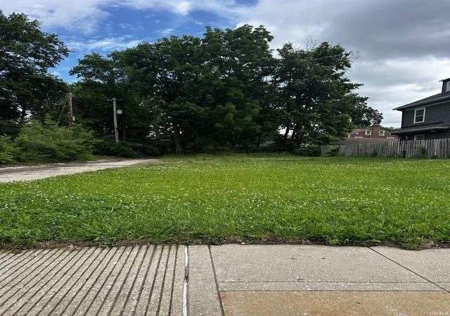 Land for sale at 824 E 38th Street, Indianapolis, IN 46205 | MLS# 202626518