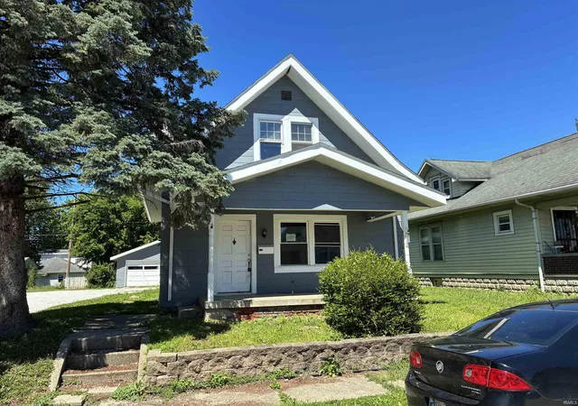 Photo 1 of Sale Pending at 815 N Courtland Ave, Kokomo, IN 46901 | MLS# 202626521 | Listing updated on 2026-07-16