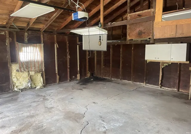 Photo 4 of Sale Pending at 815 N Courtland Ave, Kokomo, IN 46901 | MLS# 202626521 | Listing updated on 2026-07-16