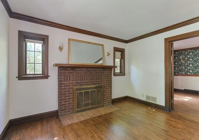 Photo 3 of Manufactured home for sale at 1315 Sunnymede Ave, South Bend, IN 46615 | MLS# 202626534 | Listing updated on 2026-09-21