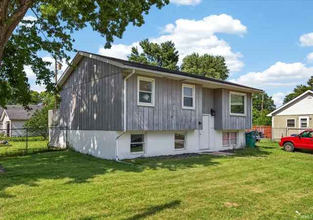 2nd image of 392 Fairmount Rd, Kingsford Heights, IN 46346 | MLS# 202626554