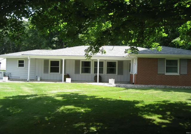 Homes for sale in Bluffton, IN | 2190 E 350 N Rd, Bluffton, IN 46714 | MLS# 202626564