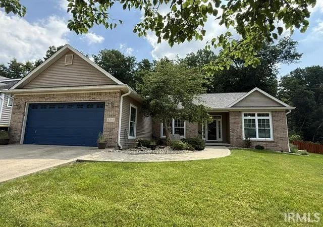 Homes for sale in Bloomington, IN | 4755 Donington Dr, Bloomington, IN 47401 | MLS# 202626570