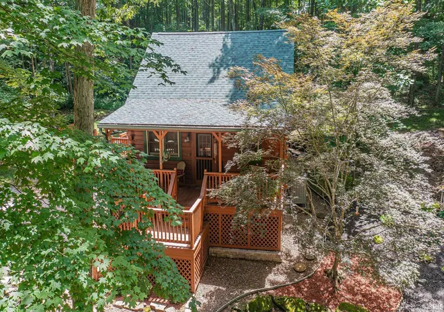Photo 1 of Manufactured home for sale at 10388 Wagon Trl, Birdseye, IN 47513 | MLS# 202626572 | Listing updated on 2026-07-04