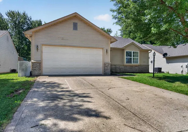 Homes for sale in Kokomo, IN | 818 Spingwater Rd, Kokomo, IN 46902 | MLS# 202626579