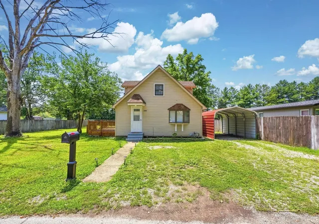 Homes for sale in Evansville, IN | 3458 Koressel Ave, Evansville, IN 47712 | MLS# 202626584