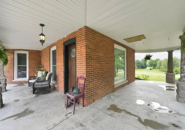 Photo 4 of Manufactured home for sale at 1305 S Kankamp Rd, Angola, IN 46703 | MLS# 202626598 | Listing updated on 2026-09-17