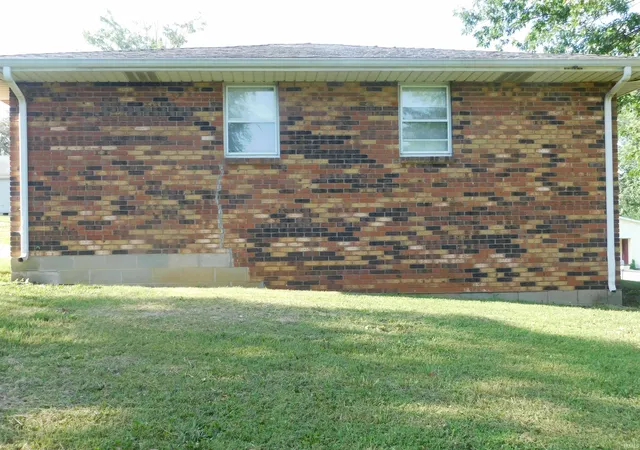 4th image of 102 Nichols Ave, Salem, IN 47167 | MLS# 202626602