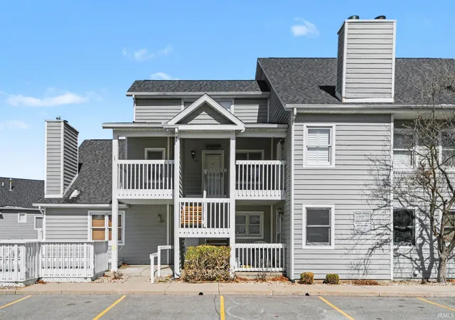 1st image of 1433 N Oakhill Dr, South Bend, IN 46637 | MLS# 202626608