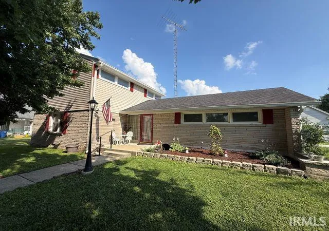 1st image of 716 W Oak St, Mitchell, IN 47446 | MLS# 202626621