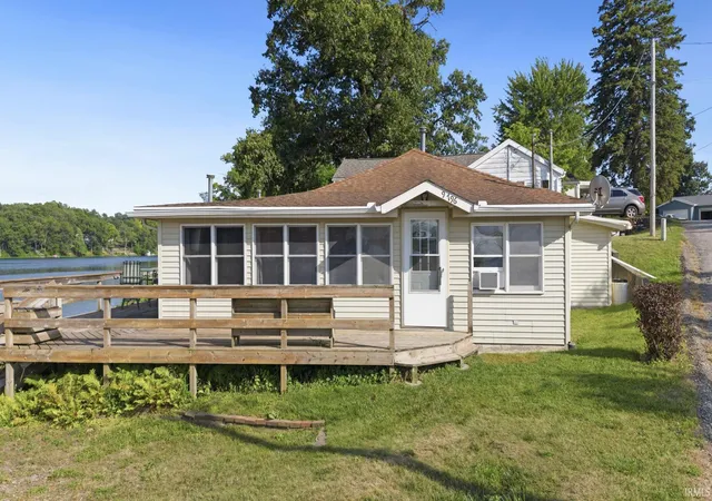 5th image of 9796 N Hiawatha Ln, Syracuse, IN 46567 | MLS# 202626622