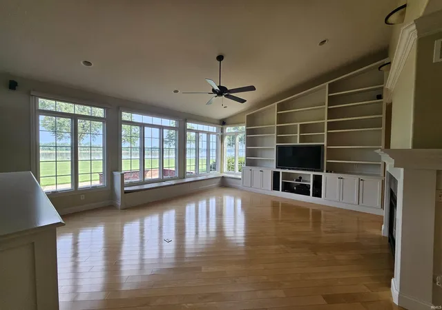 Photo 3 of Manufactured home for sale at 1709 Riverview Ct, Evansville, IN 47713 | MLS# 202626633 | Listing updated on 2026-09-14