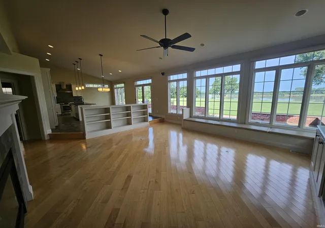 Photo 3 of Manufactured home for sale at 1709 Riverview Ct, Evansville, IN 47713 | MLS# 202626633 | Listing updated on 2026-09-29