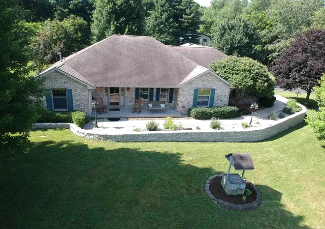 1st image of 7078 S Pr Royal Springs Dr, Shelbyville, IN 46176 | MLS# 202626634