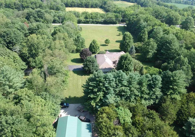 3rd image of 7078 S Pr Royal Springs Dr, Shelbyville, IN 46176 | MLS# 202626634