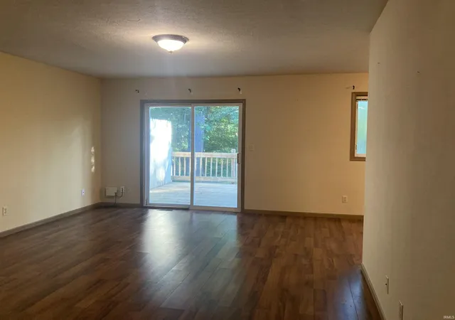 2nd image of 1043 N Forest View Dr, Ellettsville, IN 47429 | MLS# 202626655