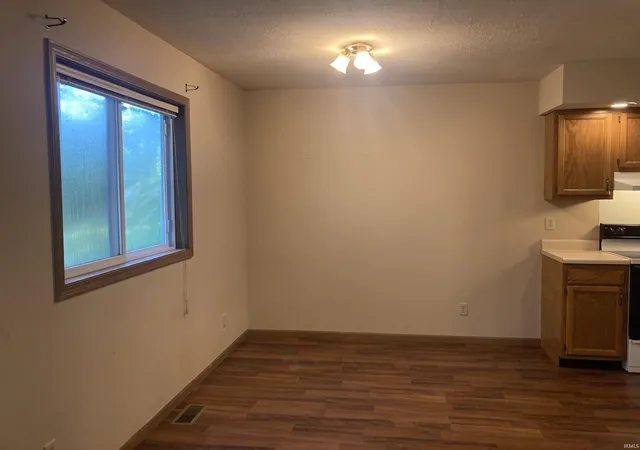 Photo 4 of Sale Pending at 1043 N Forest View Dr, Ellettsville, IN 47429 | MLS# 202626655 | Listing updated on 2026-09-02