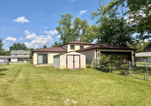 Homes for sale in Huntington, IN | 1220 N Lafontaine St, Huntington, IN 46750 | MLS# 202626656