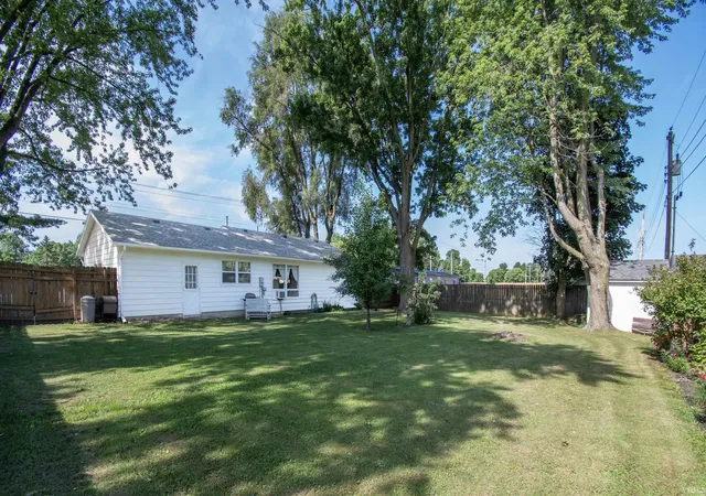 Photo 4 of Sale Pending at 1803 Dowling St, Kendallville, IN 46755 | MLS# 202626660 | Listing updated on 2026-07-08