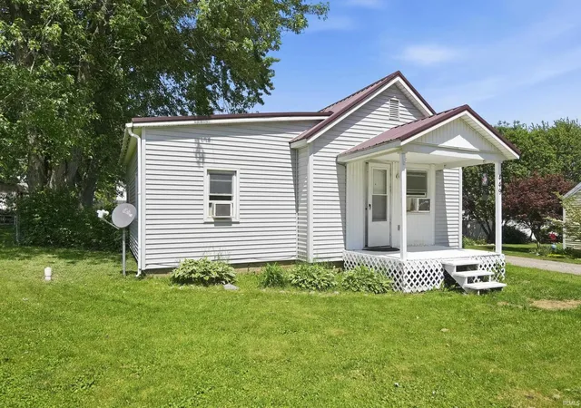 1st image of 449 Olive St, Cromwell, IN 46732 | MLS# 202626669