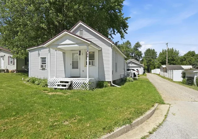 2nd image of 449 Olive St, Cromwell, IN 46732 | MLS# 202626669