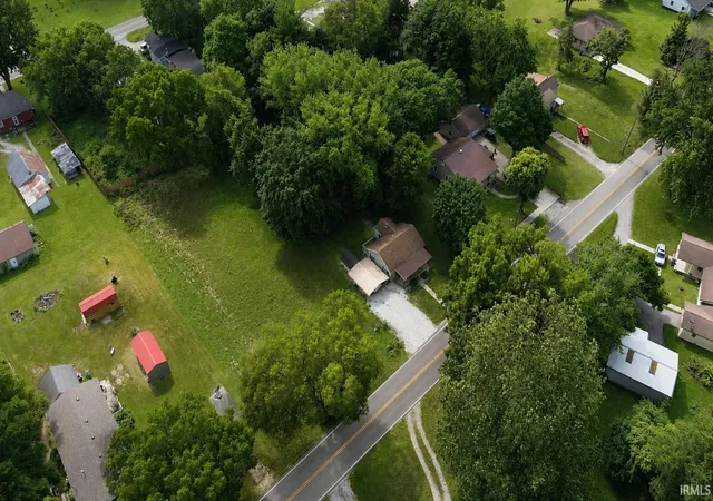 Photo 2 of Manufactured home for sale at 6103 S Jay St, Marion, IN 46953 | MLS# 202626671 | Listing updated on 2026-07-14