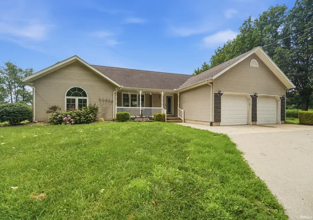 Homes for sale in Plymouth, IN | 13333 11b Rd, Plymouth, IN 46563 | MLS# 202626677