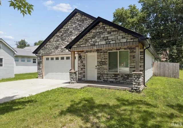 Homes for sale in Colfax, IN | 105 N Railroad St, Colfax, IN 46035 | MLS# 202626680