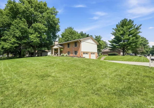 4th image of 1059 S Southernview Dr, Lafayette, IN 47909 | MLS# 202626685