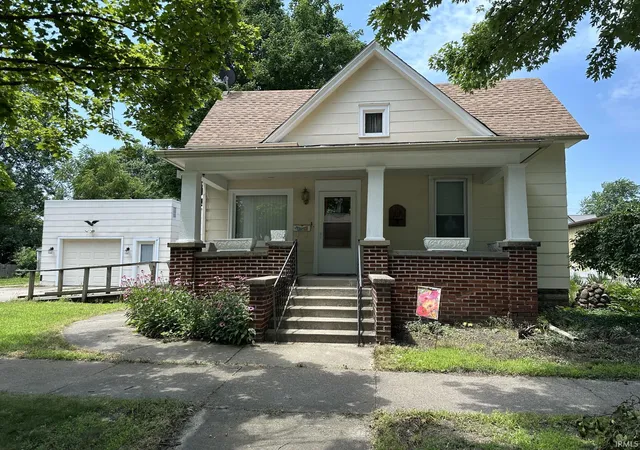 Homes for sale in Rochester, IN | 410 Jefferson St, Rochester, IN 46975 | MLS# 202626687