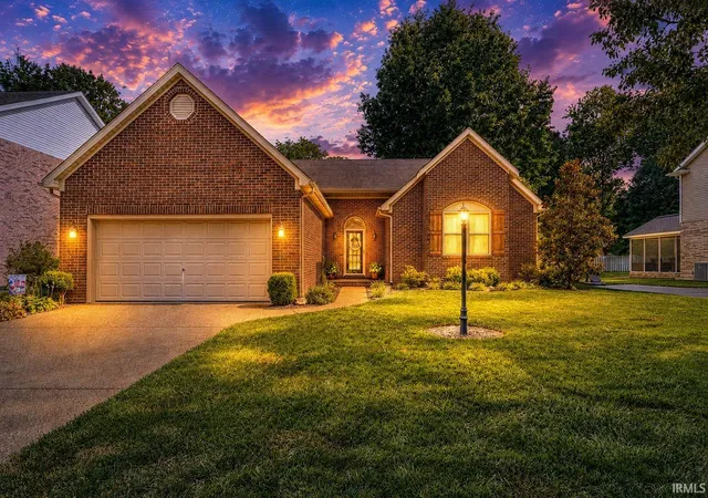 Photo 1 of Sale Pending at 3213 Roselawn Dr, Evansville, IN 47711 | MLS# 202626688 | Listing updated on 2026-07-06