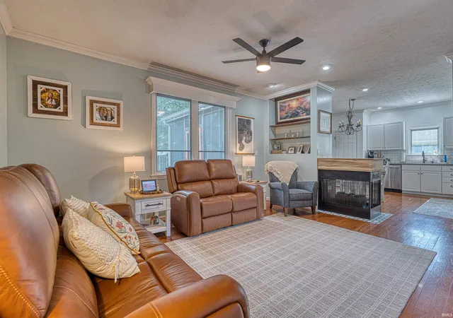 Photo 4 of Sale Pending at 3213 Roselawn Dr, Evansville, IN 47711 | MLS# 202626688 | Listing updated on 2026-07-06