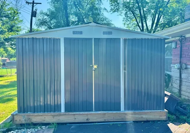 Photo 36 of Sale Pending at 234 E Cragmont Dr, Indianapolis, IN 46227 | MLS# 202626689 | Listing updated on 2026-09-15