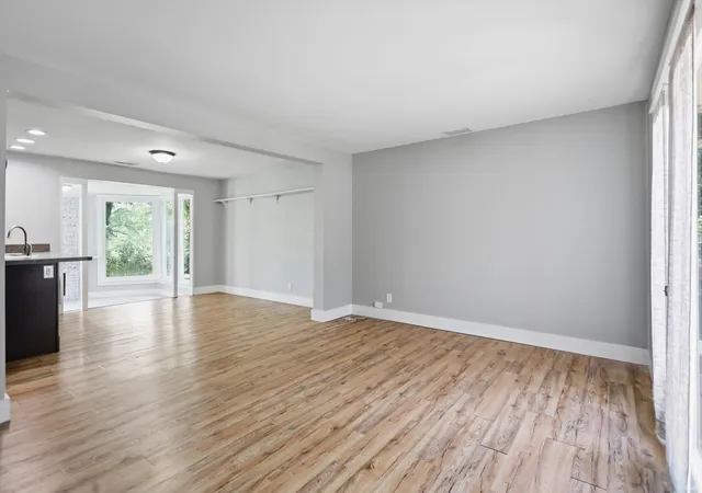 Photo 3 of Manufactured home for sale at 904 N Orris Dr, Bloomington, IN 47404 | MLS# 202626706 | Listing updated on 2026-09-03