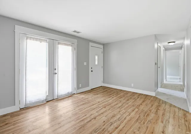 Photo 4 of Manufactured home for sale at 904 N Orris Dr, Bloomington, IN 47404 | MLS# 202626706 | Listing updated on 2026-09-03