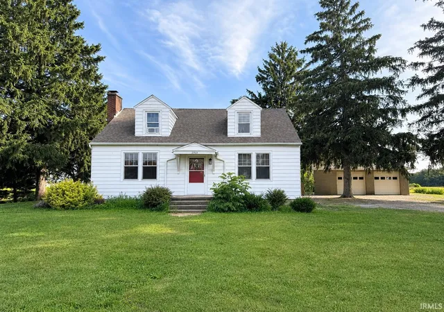 Single family home for sale at 2119 E 800 South, Columbia City, IN 46725 | MLS# 202626713