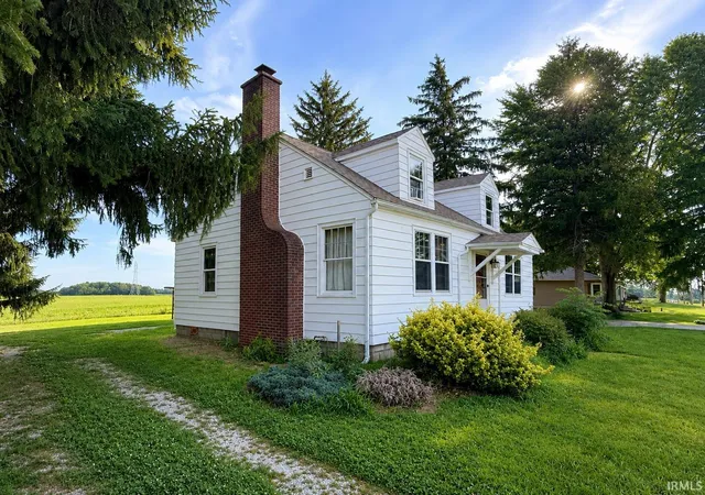Photo 2 of Single family home for sale at 2119 E 800 South, Columbia City, IN 46725 | MLS# 202626713 | Listing updated on 2026-07-09