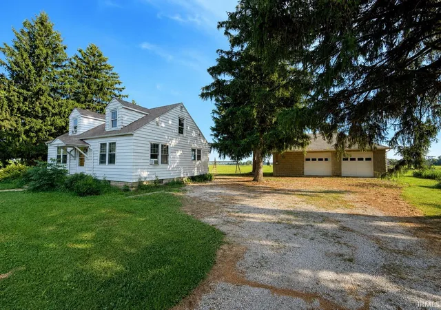 Photo 3 of Single family home for sale at 2119 E 800 South, Columbia City, IN 46725 | MLS# 202626713 | Listing updated on 2026-07-09