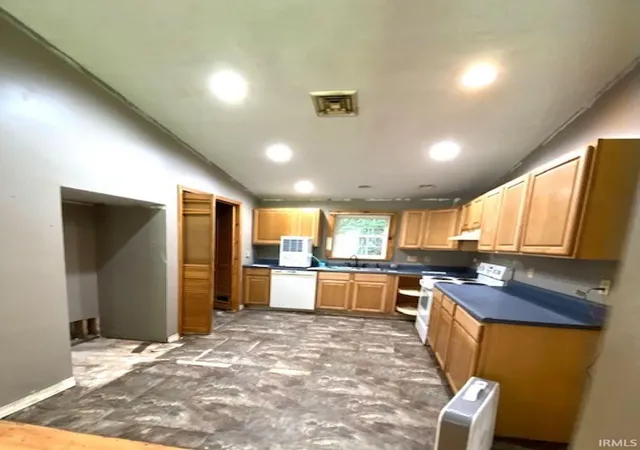 2nd image of 7285 Locust Rd, Tell City, IN 47586 | MLS# 202626732