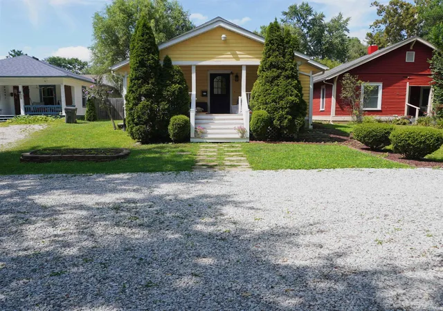 Photo 3 of Manufactured home for sale at 726 W Allen St, Bloomington, IN 47403 | MLS# 202626734 | Listing updated on 2026-08-18