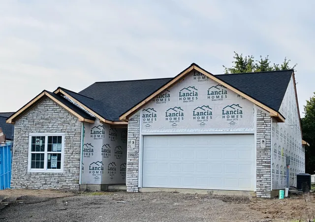Photo 3 of Manufactured home for sale at 9965 Bronco Dr, Fort Wayne, IN 46804 | MLS# 202626738 | Listing updated on 2026-08-19