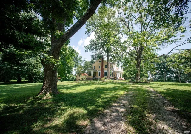 3rd image of 1716 Old Wheatland Rd, Vincennes, IN 47591 | MLS# 202626765